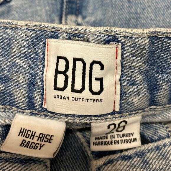 Urban Outfitters BDG Carrot Blue High Rise Tapered Baggy Denim Jeans Size 26 - Picture 4 of 5